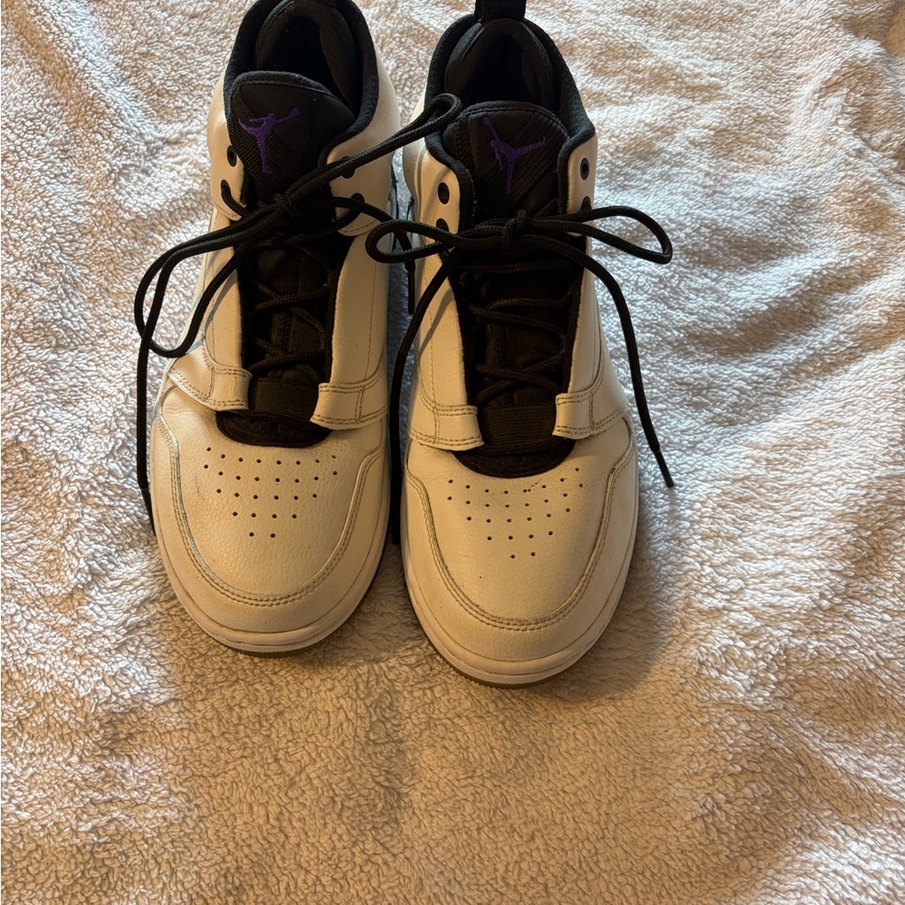 Air Jordan fadeaway size 8